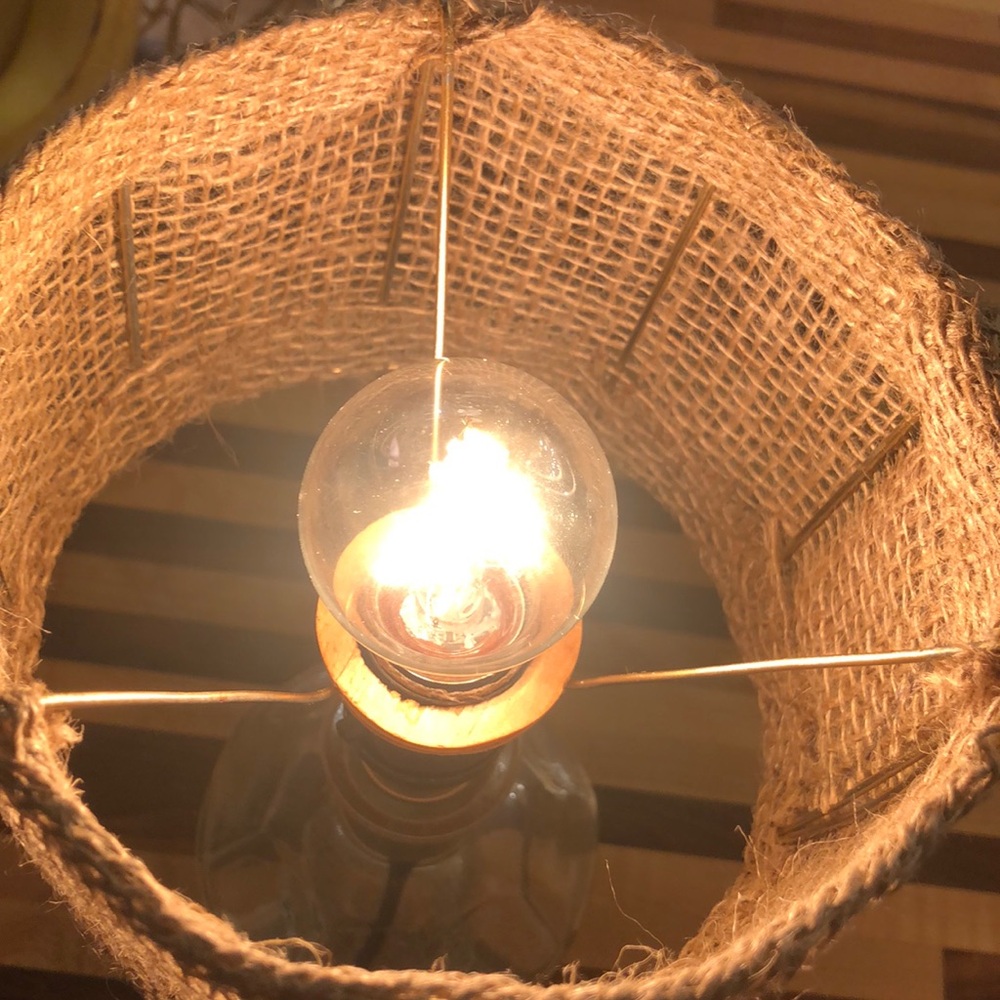 Handmade Blanton’s bottle lamp - Picture 3 of 9